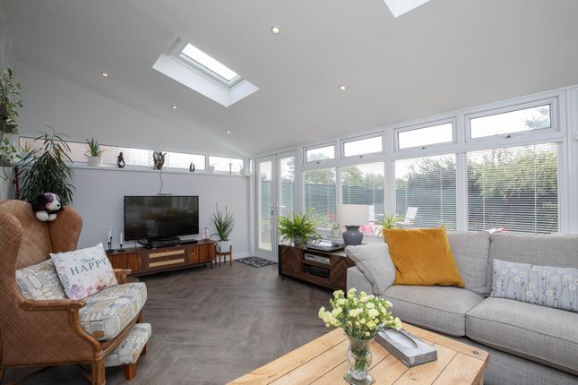 47, Matthysens Way, St. Mellons, CF3 photo 3