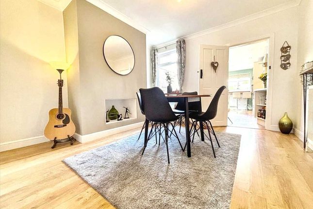 2, Crocus Street, Kirkby in Ashfield photo 2