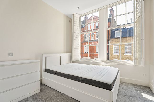 Apartment 201, Acre House, 72, Long Acre, London photo 4