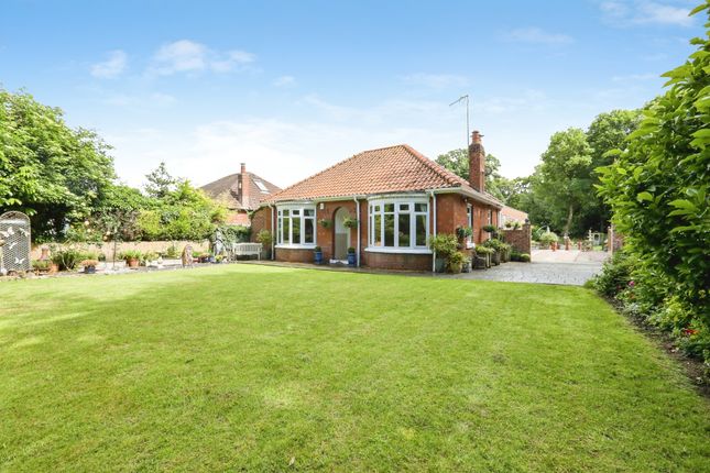 3-bed house on 2, The Bungalows, Lamb Lane, Worksop, £595,000