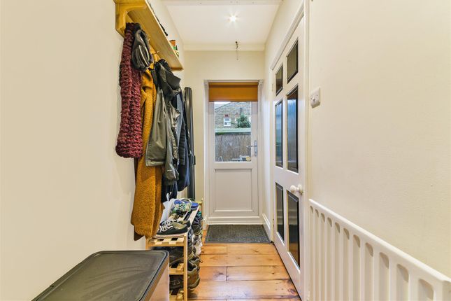 Flat for sale in Boundary Road, Colliers Wood, London