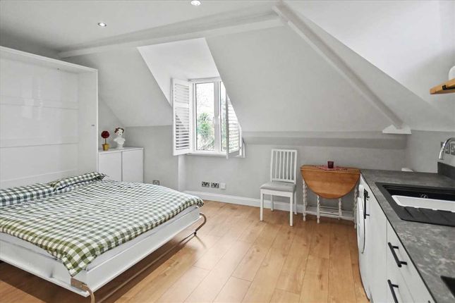 75, D Dukes Avenue, Chiswick photo 4