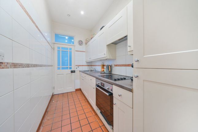 56, Mayhill Road, London photo 4