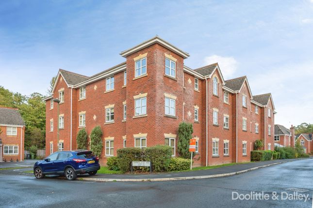 Millfields Court, Worcestershire photo 2