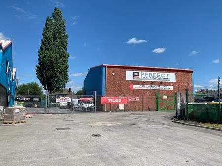 Light industrial to let in Farnworth Business Park, Gladstone Road, Bolton, Lancashire