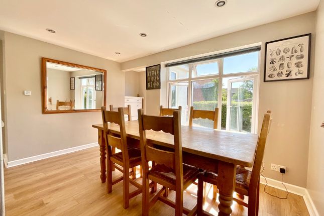 8 Westlea, High Street, Usk photo 4