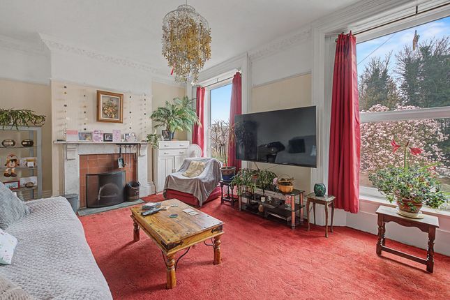 10 Witham Bank West, Boston photo 2