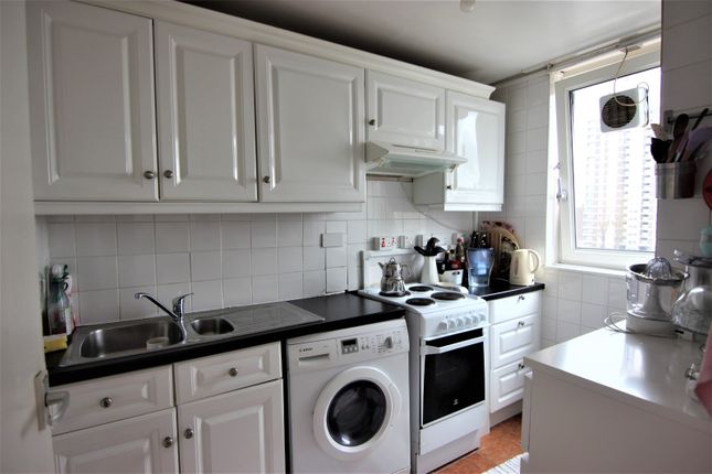 Flat 36, St. Brelades Court, London photo 4
