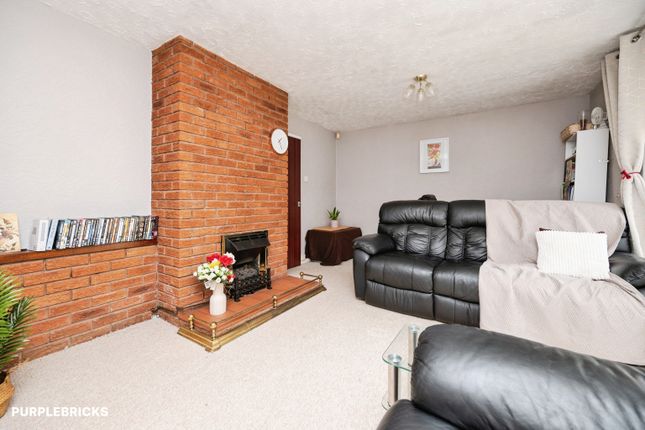 12, Dale Street, Wednesbury photo 3