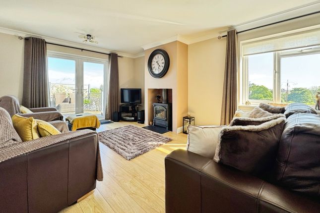 4, Harding Meadow, Looe photo 3