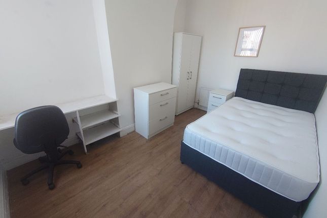 96 Saxony Road, Liverpool photo 4