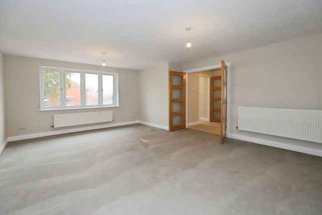 101, Richmond Drive, Wolverhampton photo 2