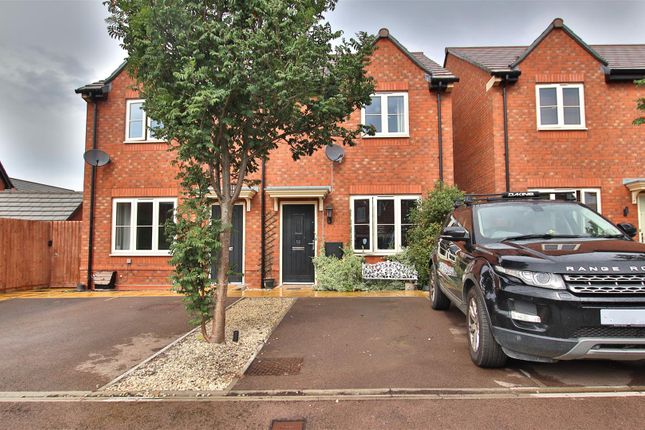 2-bed house on 10, Angelica Mews, Tewkesbury, £265,000