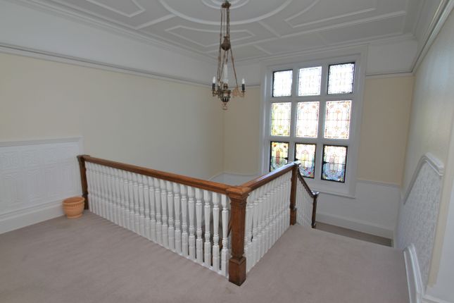 Flat 3, 4 , Denton Road, Eastbourne photo 3
