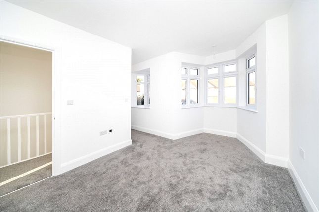 End terrace house for sale in Bullsmoor Gardens, Waltham Cross, Greater London