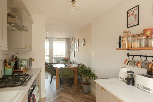 94, Cossall Walk, London photo 4