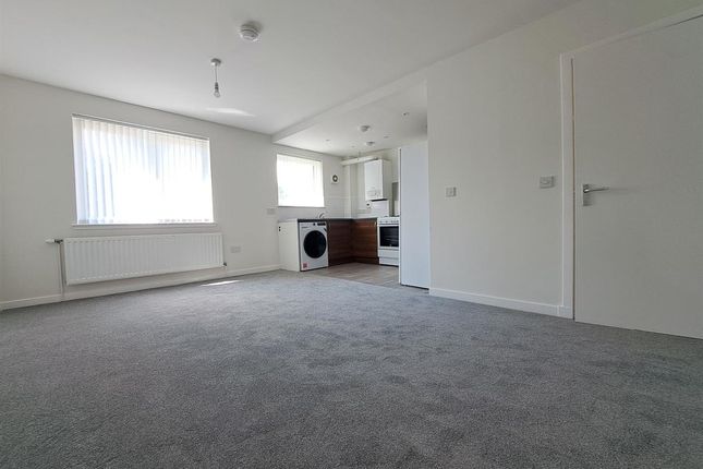 Burdiehouse Terrace, Edinburgh, Edinburgh photo 2