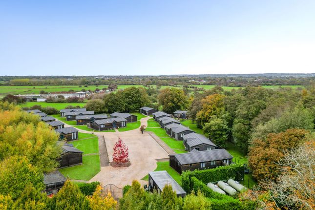 Lodge 1, Warren Wood, Hailsham Road, Pevensey photo 2