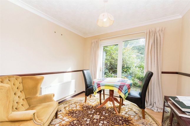 16, Eliot Close, Rugeley photo 4