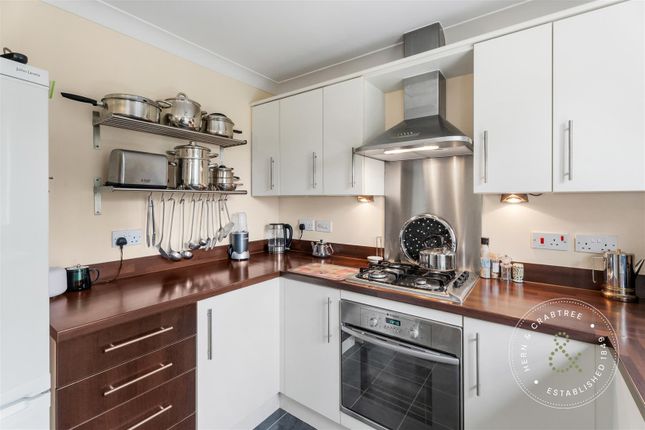 43, Phoenix Way, Cardiff photo 4