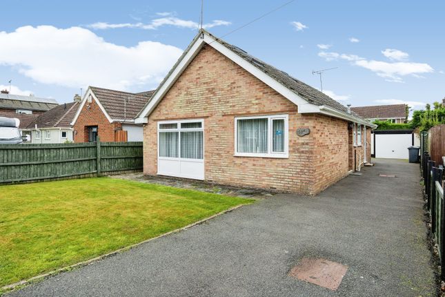 Bungalow for sale in Idsworth Road, Cowplain, Waterlooville, Hampshire