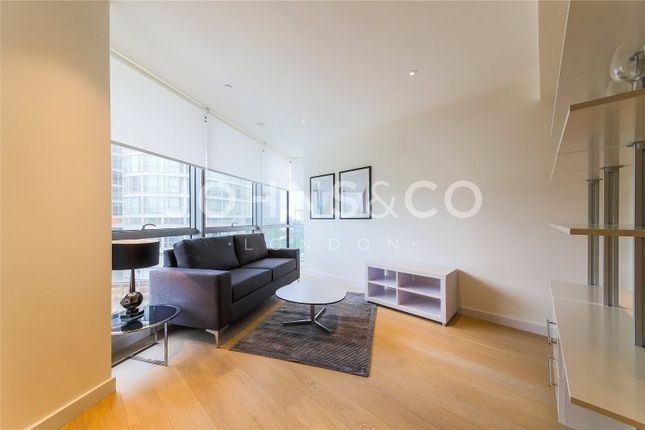 Studio flat on 1509 Charrington Tower 11, Biscayne Avenue, London, £2,000/mo