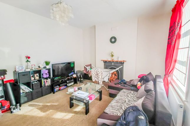 78c, Herbert Road, London photo 2