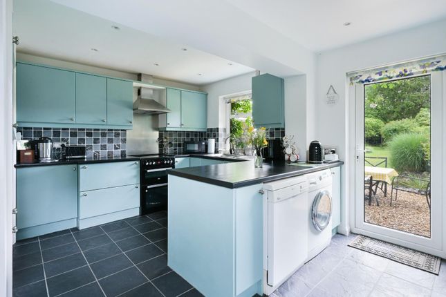 Windward, High Road, Chipstead photo 4