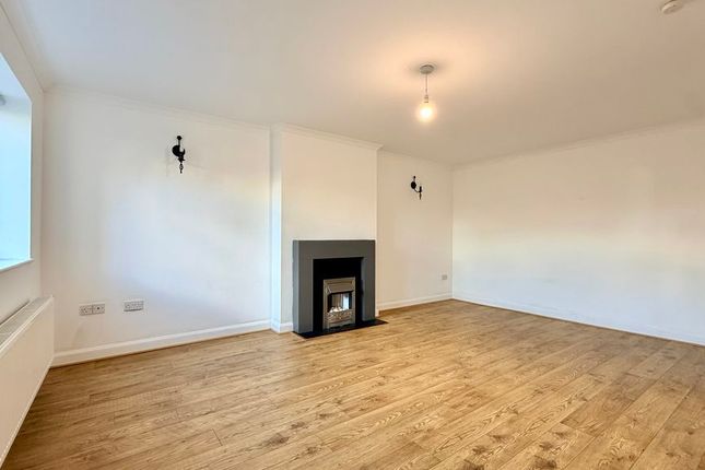 1 Raymar Flats, Winterhay Lane, Ilminster photo 2