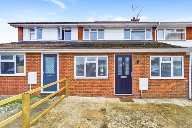 Thumbnail Property for sale in Oak End Way, Chinnor