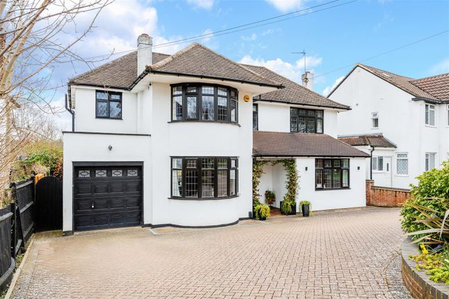 Thumbnail Detached house for sale in Walkfield Drive, Epsom