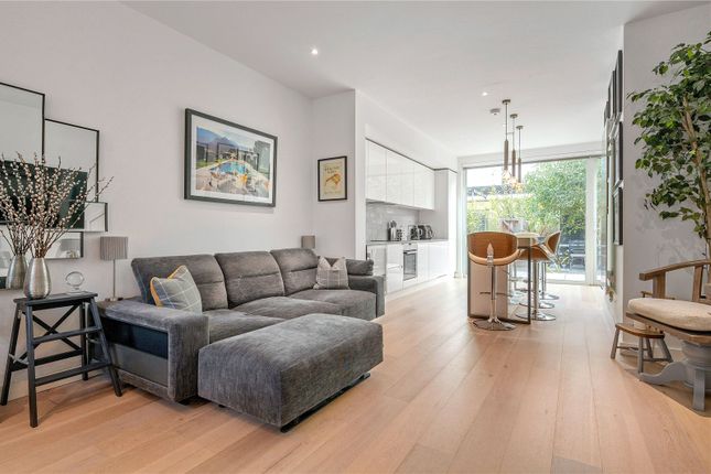 End terrace house for sale in Starboard Way, Silvertown