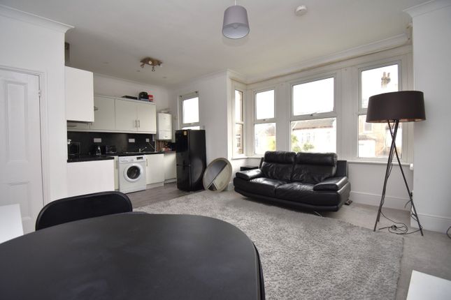 First Floor Flat, 24, Eglinton Hill, Shooters Hill photo 2