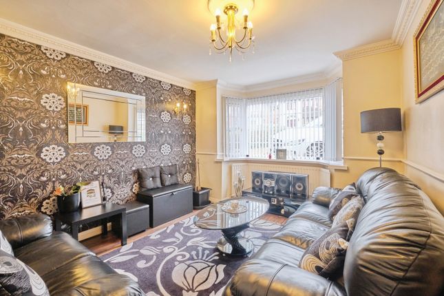 52, Linchmere Road, West Midlands photo 2