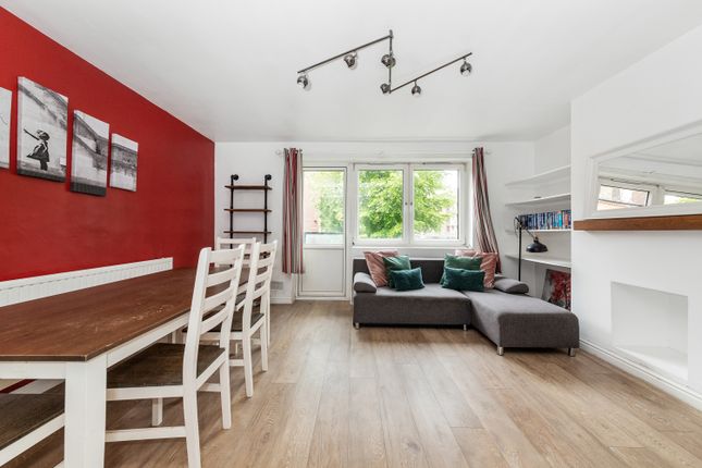 Thumbnail Flat for sale in Ainsty Estate, London