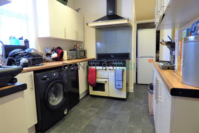Terraced house to rent in Wilberforce Road, Leicester