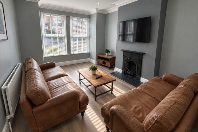 9 De Lacy Mount, Leeds photo 4