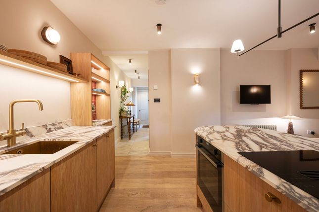 Sandringham Road, Hackney photo 4