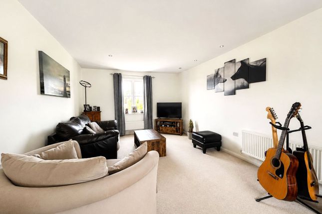 62, Nadder Meadow, Devon photo 2