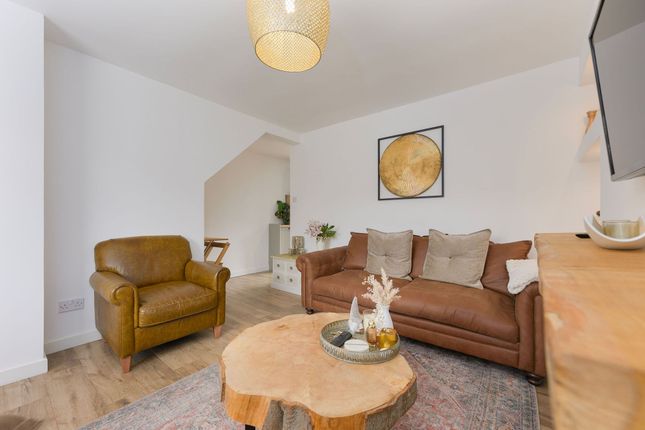 29 Buchanan Gardens, Falkirk photo 4