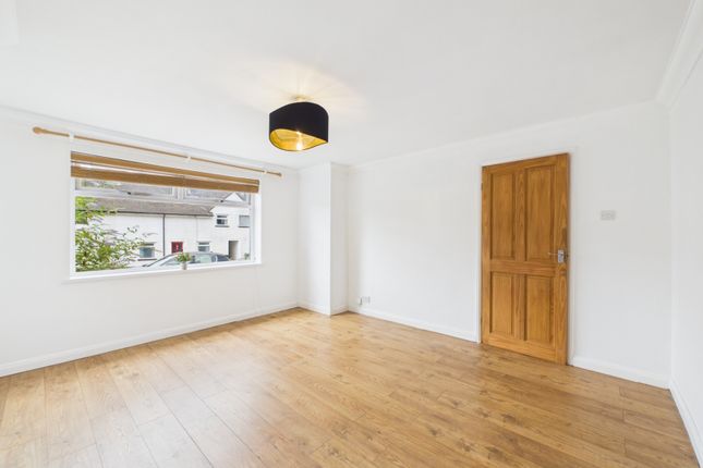 75, Greenmeadow Drive, Cardiff photo 3