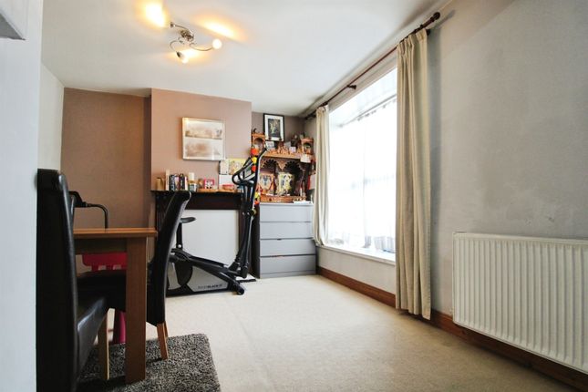 54, Cyntwell Crescent, Cardiff photo 5