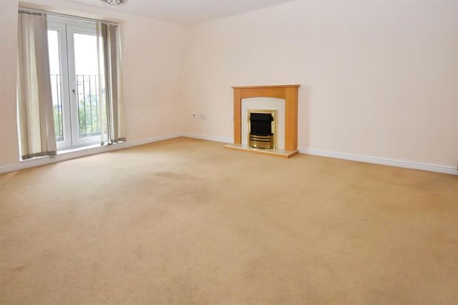 62, Chadwick Way, Hamble photo 4