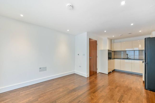 1-bed flat on Henry Macaulay Avenue, Kingston, £350,000