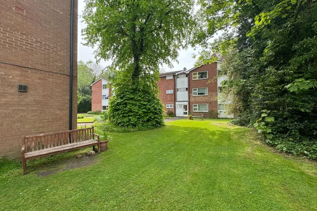 Flat 7 Churchfield, 8, Edge Lane, Chorlton photo 4