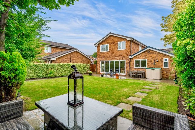 1 Lambourn Close, Stockport photo 4