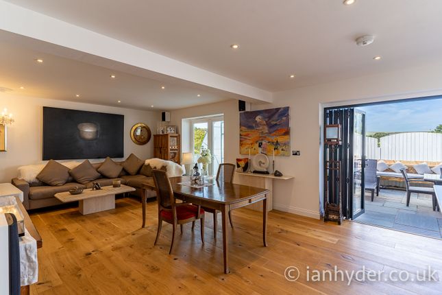 1, Mount Drive, Saltdean, Brighton photo 4