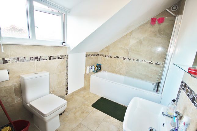 4 13,, Corkland Road, Manchester photo 5