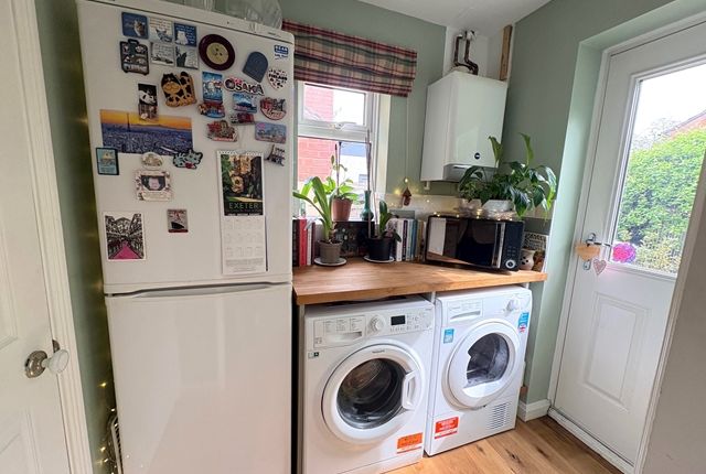 24, Moor Park Devon, Honiton photo 4