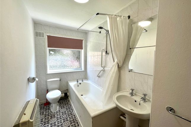 11 Rivington,, Cholmondeley Road, Salford photo 3